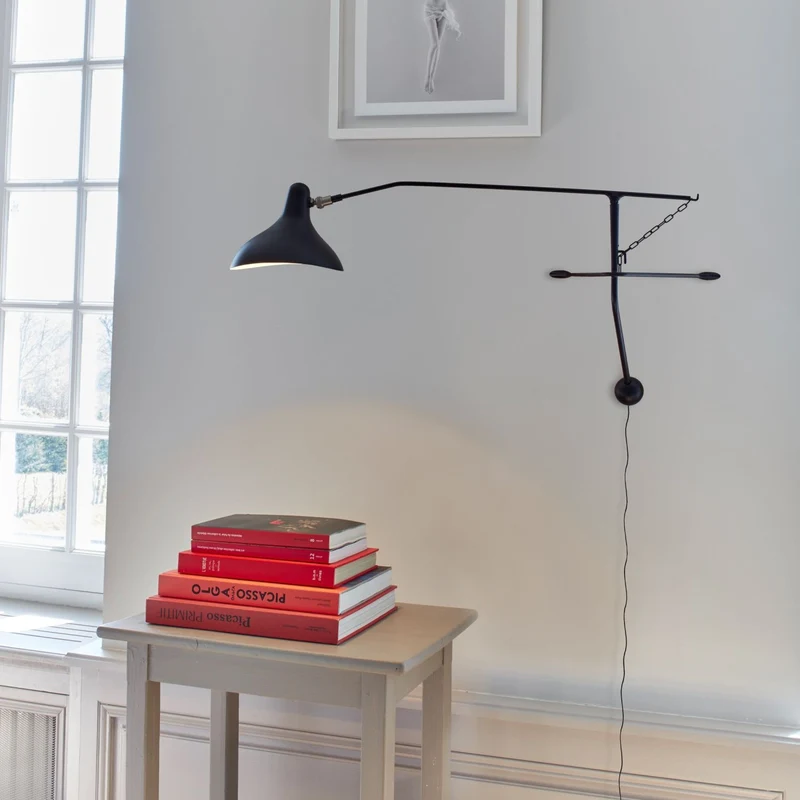 DCWéditions Mantis BS2 Mini Wall Lamp