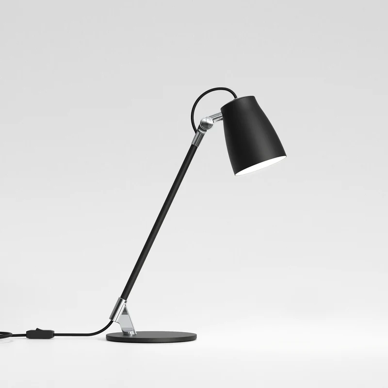 Astro Atelier Desk Lamp