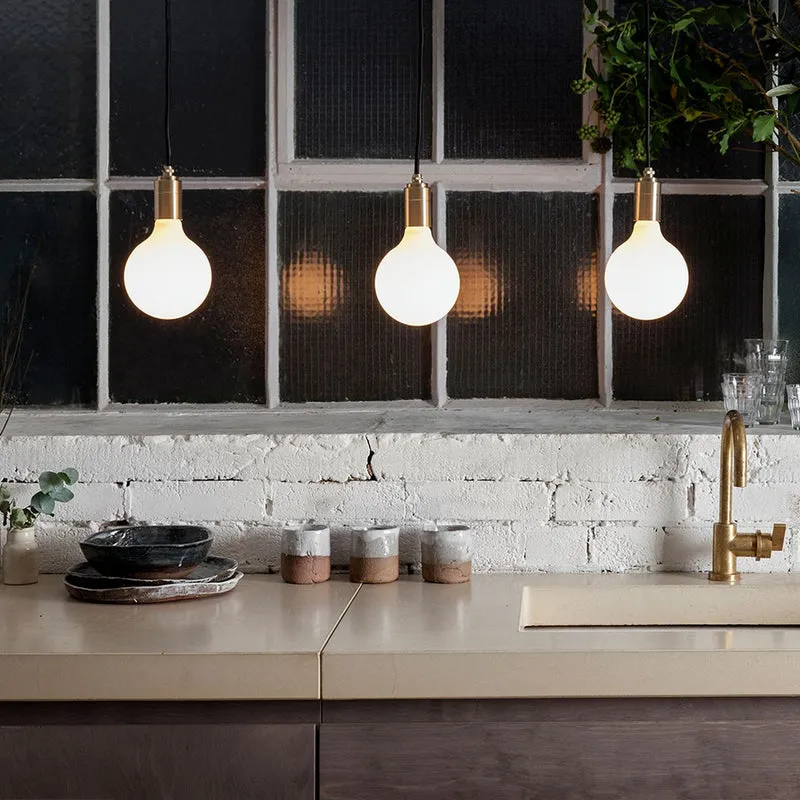 Tala Porcelain III E27 G125 Matte White - 540lm 2700K - Dimmable