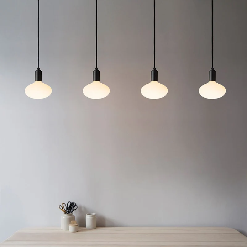 Tala Oval E27 R163 Matte White - 540lm 2700K - Dimmable