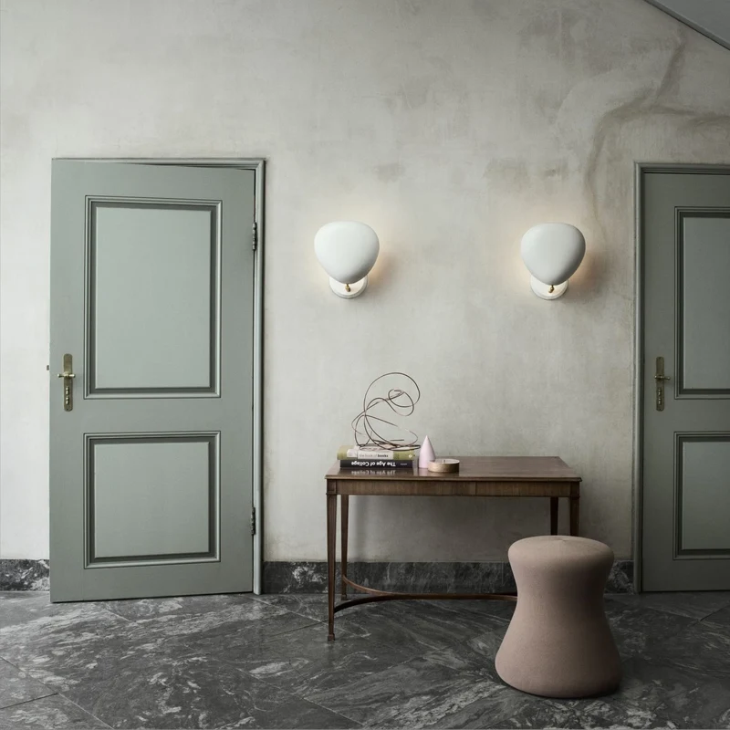 Gubi Cobra Wall Lamp