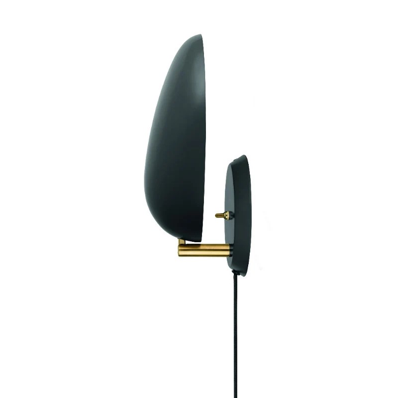 Gubi Cobra Wall Lamp