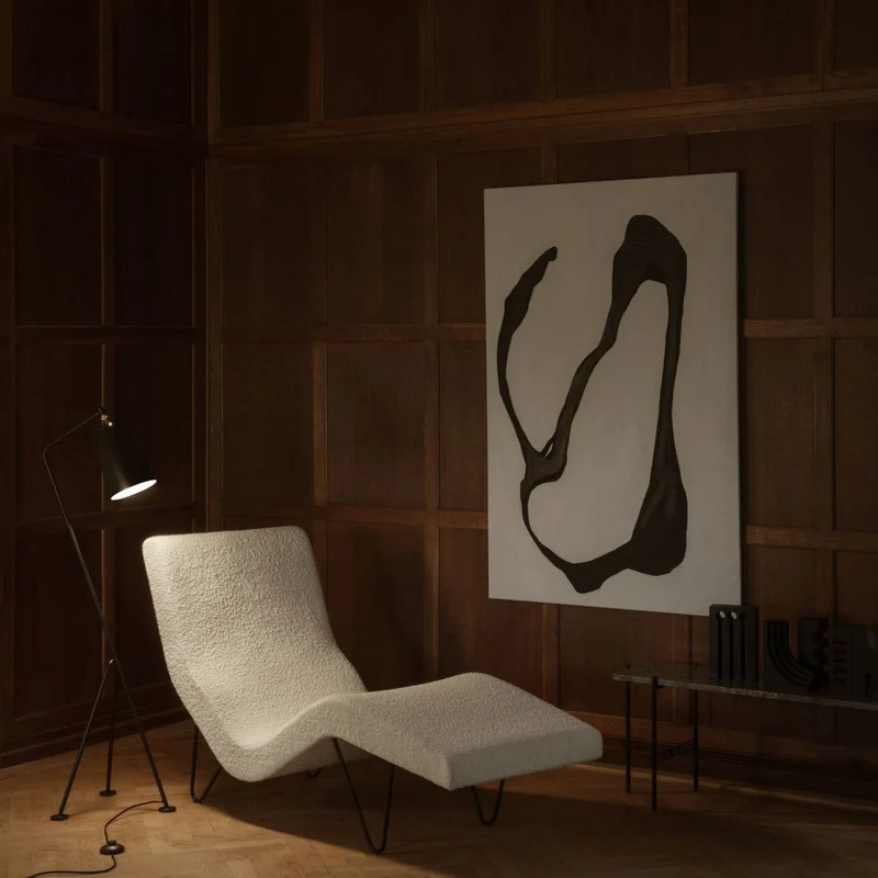Gubi Gräshoppa Floor Lamp