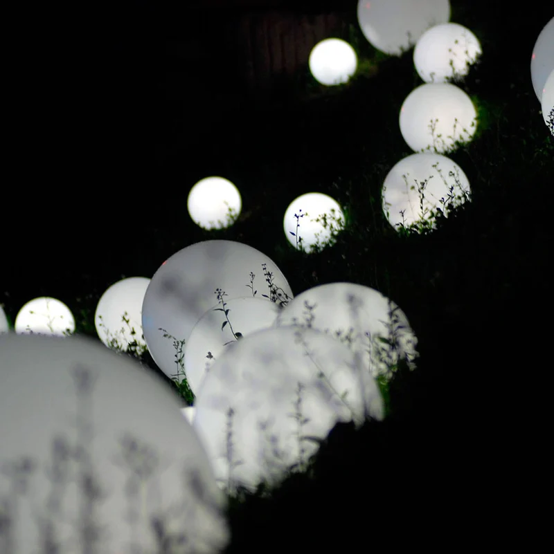 Slide Design Globo Outdoor floor lamp White - RGB Battery
