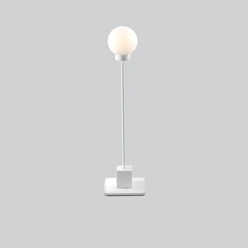 Northern Snowball Table Lamp
