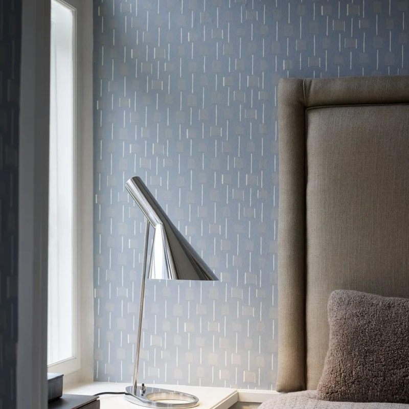 Louis Poulsen AJ Table Lamp