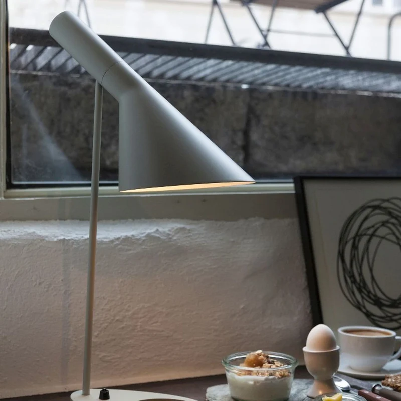 Louis Poulsen AJ Table Lamp