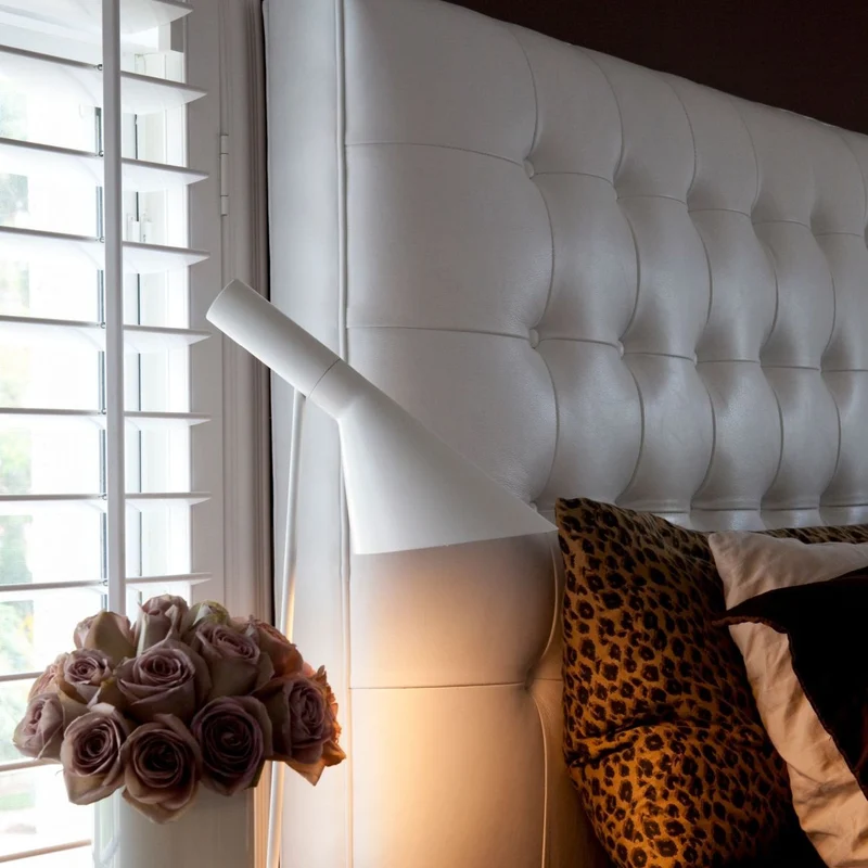 Louis Poulsen AJ Table Lamp