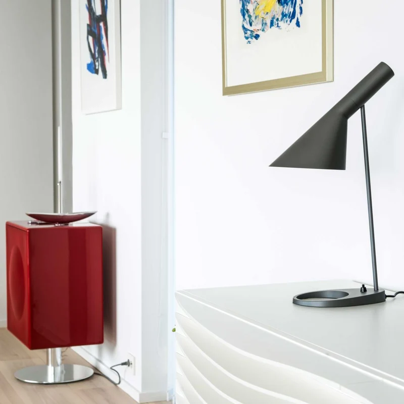 Louis Poulsen AJ Table Lamp