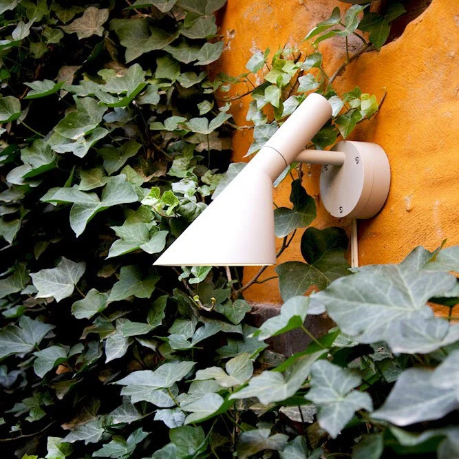 Louis Poulsen AJ 50 Wall Outdoor