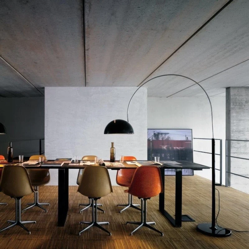 Oluce Coupé 3320 Floor Lamp