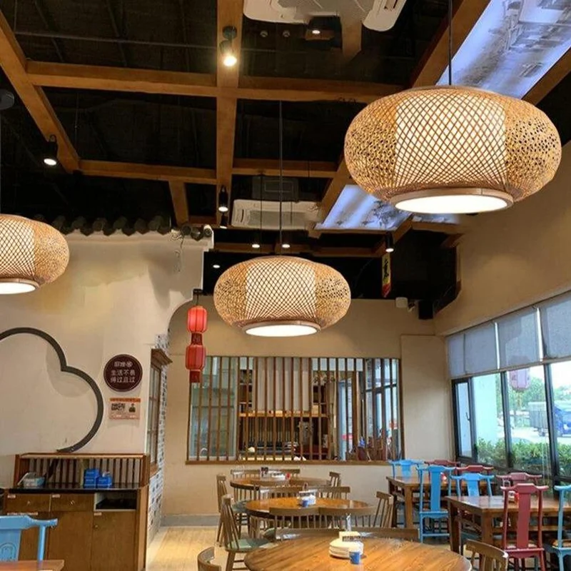 Luminaire En Paille