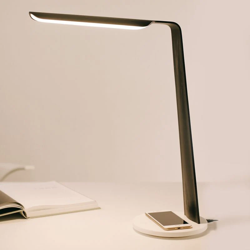 Tunto Swan Table