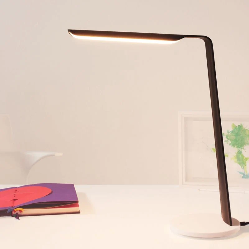 Tunto Swan Table