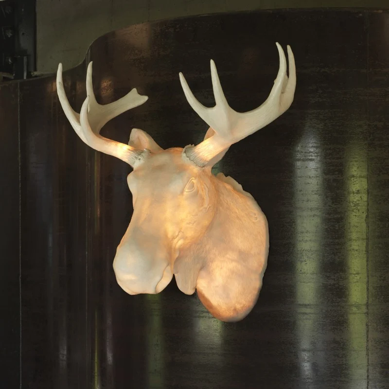 Northern Moo Wall Lamp