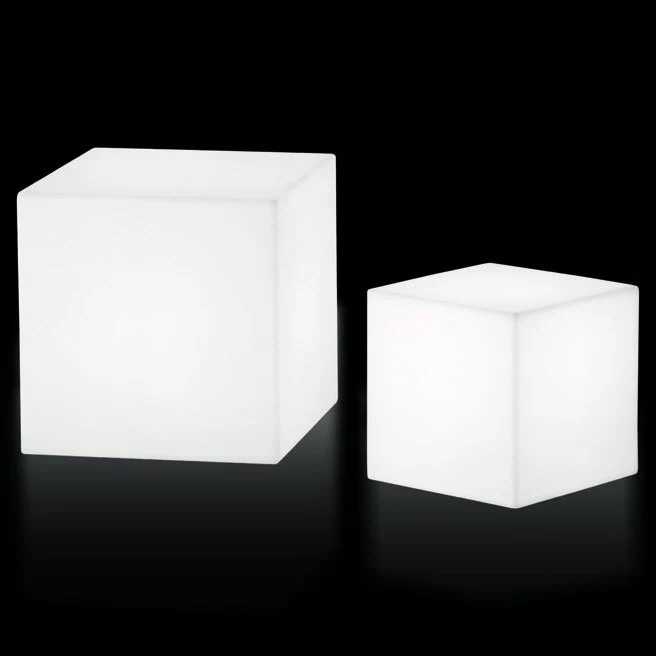 Slide Design Cubo Outdoor Floor Lamp