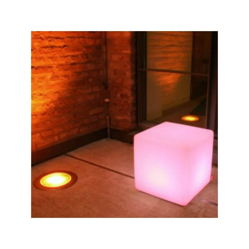 Slide Design Cubo Outdoor Floor Lamp