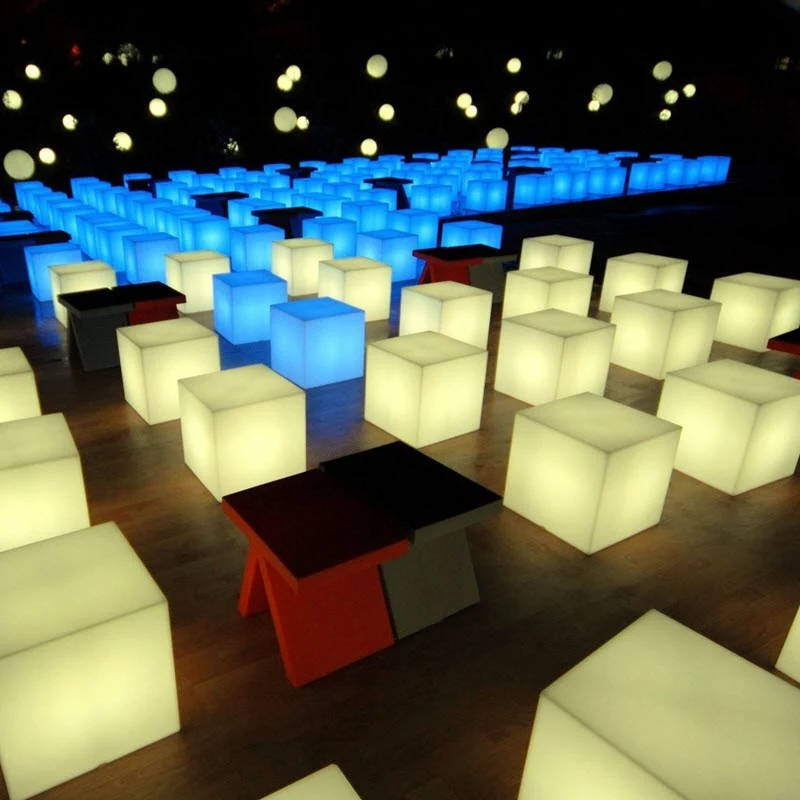 Slide Design Cubo Indoor Floor Lamp