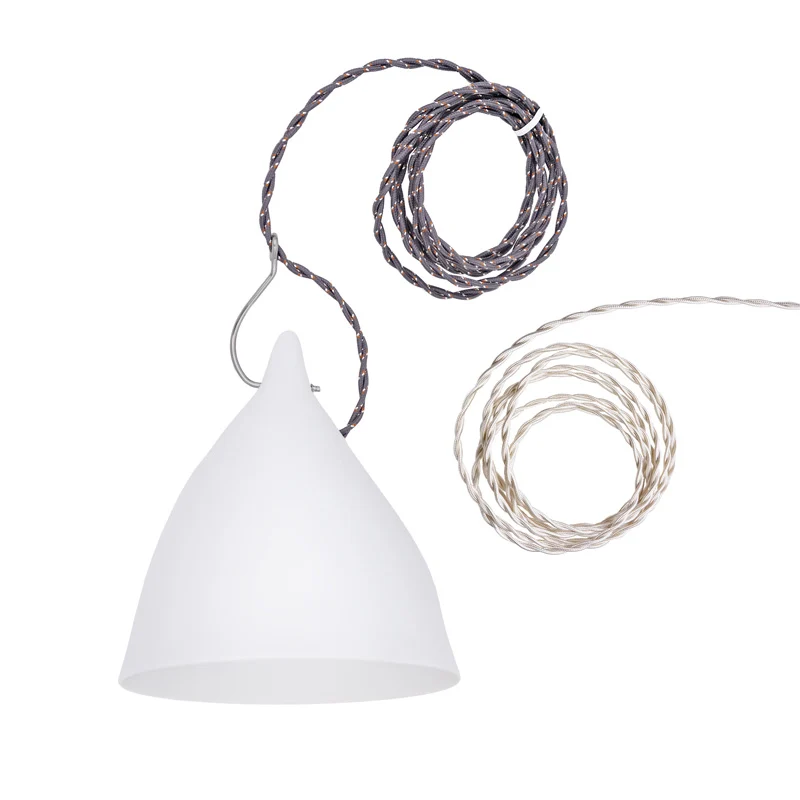 CORNETTE EN SUSPENSION, porcelaine brillante ou mate